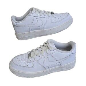 Nike Air Force 1 Shoes Youth Size 6Y Womens Size 7.5 Triple White DH2920-111